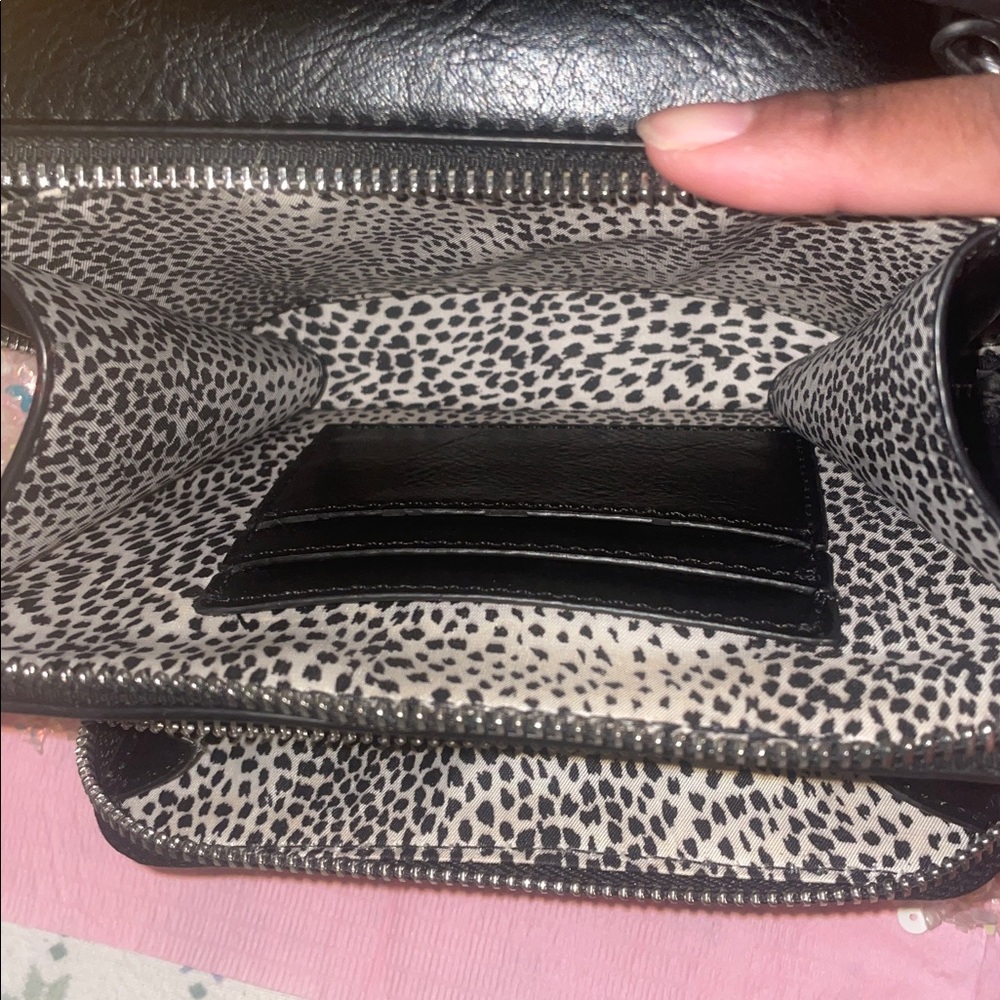 Kelsey Crossbody Bag - Picture 4 of 5